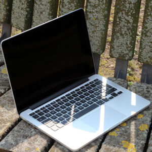 Apple Macbook Pro i7 Retina Touch Display Late 2016 Refurbished